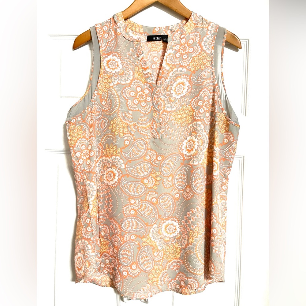 a.n.a Peach and Taupe Paisley V-Neck Sleeveless Top